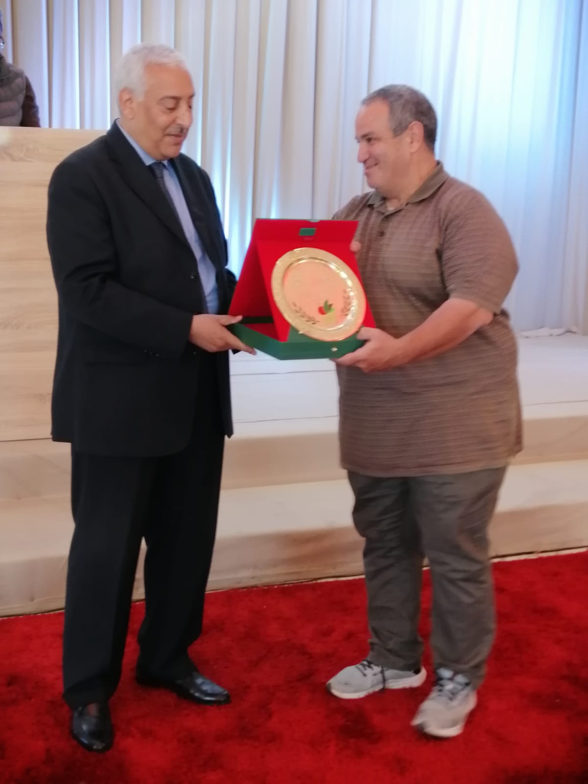 جماعة مكناس تكرس ثقافة الاعتراف وتشكر الداعمين والمشاركين في إنجاح المعرض الدولي للفلاحة بمكناس جماعة مكناس تكرس ثقافة الاعتراف وتشكر الداعمين والمشاركين في إنجاح المعرض الدولي للفلاحة بمكناس