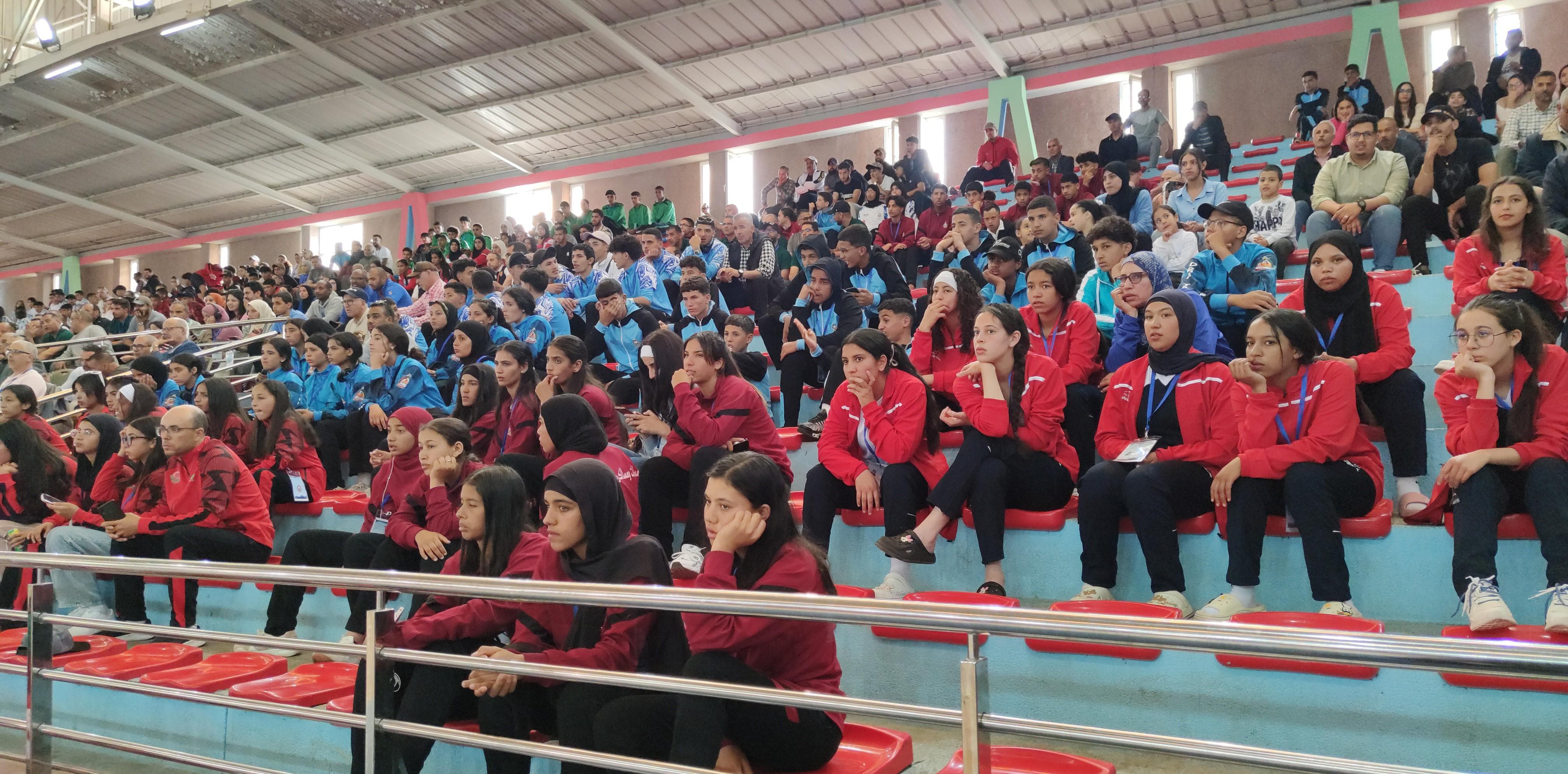 إسدال الستار على فعاليات البطولة الوطنية المدرسية بمكناس بمشاركة 600 تلميذ وتلميذة من مختلف ربوع المملكة إسدال الستار على فعاليات البطولة الوطنية المدرسية بمكناس بمشاركة 600 تلميذ وتلميذة من مختلف ربوع المملكة