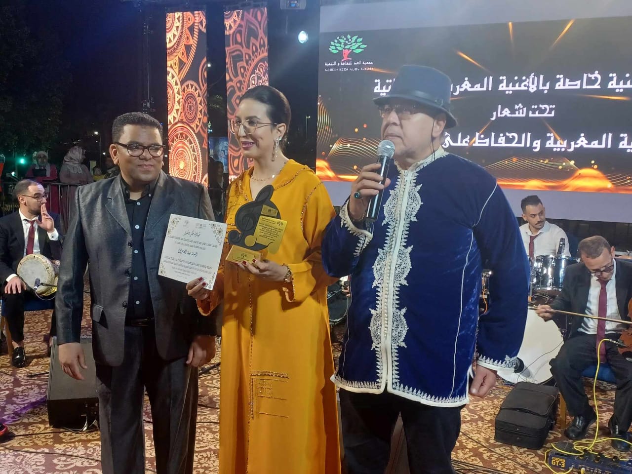 احتفالا بشهر التراث والذكرى 21 لعيد ميلاد صاحب السمو الأمير مولاي الحسن حفظه الله احتفالا بشهر التراث والذكرى 21 لعيد ميلاد صاحب السمو الأمير مولاي الحسن حفظه الله