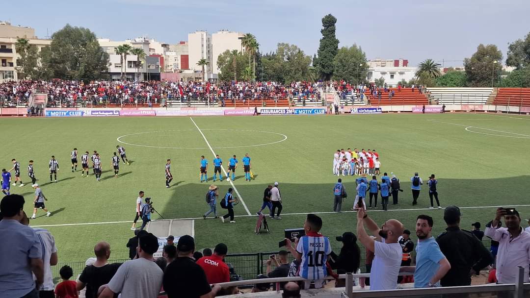 الكوديم يعود لسكة حصد الانتصارات أمام فريق وداد فاس. الكوديم يعود لسكة حصد الانتصارات أمام فريق وداد فاس.