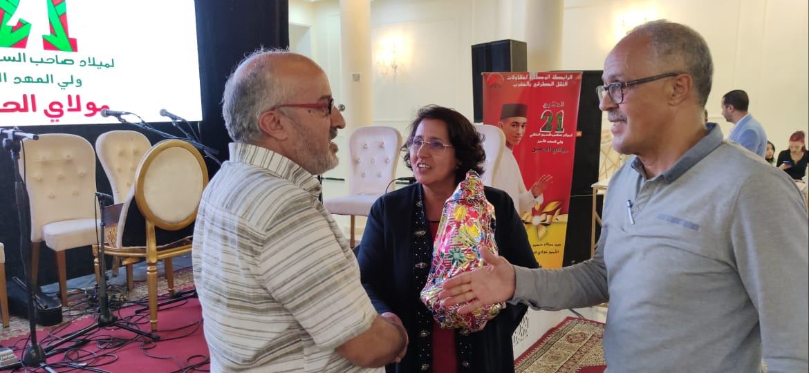 الرابطة الوطنية لمقاولات النقل الطرقي بالمغرب تكرم بمكناس وجوه إعلامية وفنية    في ذكرى ميلاد ولي العهد