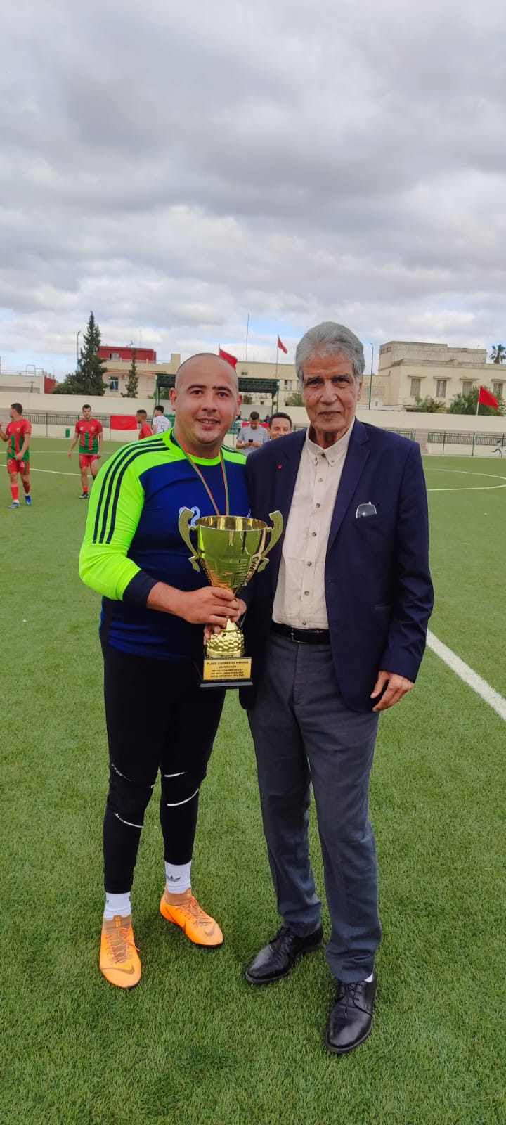 تخليدا للذكرى 68 لتأسيس القوات المسلحة الملكية  قدماء الكوديم ومنتخب الحامية العسكرية في ودية شيقة بمكناس