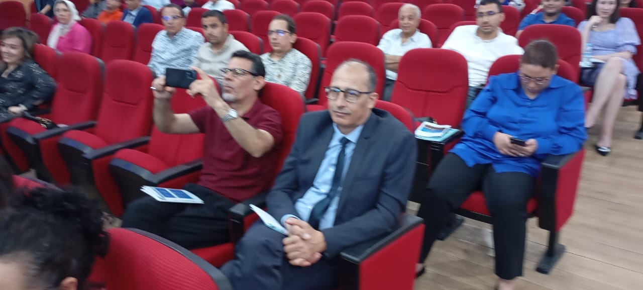 أطباء الشغل وخبراء ومهنيون باحثون، يتدارسون مراجعة القوانين المنظمة للشغل، مع تبني استراتيجية تضمن حق الأجير في حالة المرض الطويل الأمد أطباء الشغل وخبراء ومهنيون باحثون، يتدارسون مراجعة القوانين المنظمة للشغل، مع تبني استراتيجية تضمن حق الأجير في حالة المرض الطويل الأمد