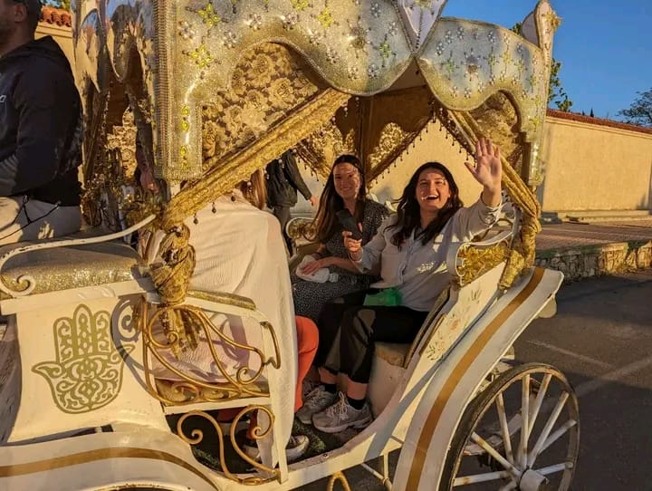 رئيس المنظمة المغربية للطفولة والشباب يستقبل طلبة من كلية السياسة التطبيقية بجامعة sherbrooke، بمقر المنظمة بمكناس. رئيس المنظمة المغربية للطفولة والشباب يستقبل طلبة من كلية السياسة التطبيقية بجامعة sherbrooke، بمقر المنظمة بمكناس.