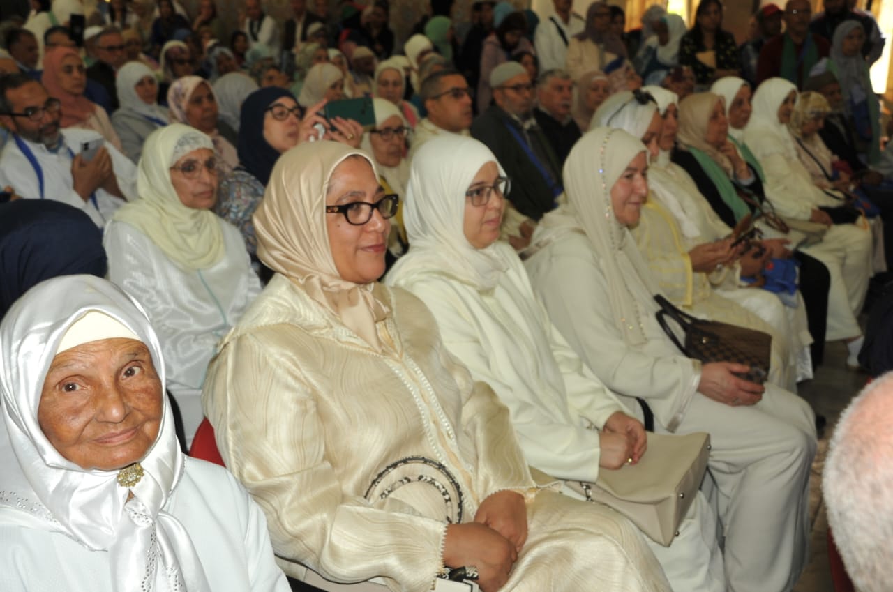 السيد عبدالغني الصبار عامل عمالة مكناس يستقبل الحجاج المتوجهين لاداء مناسك الحج