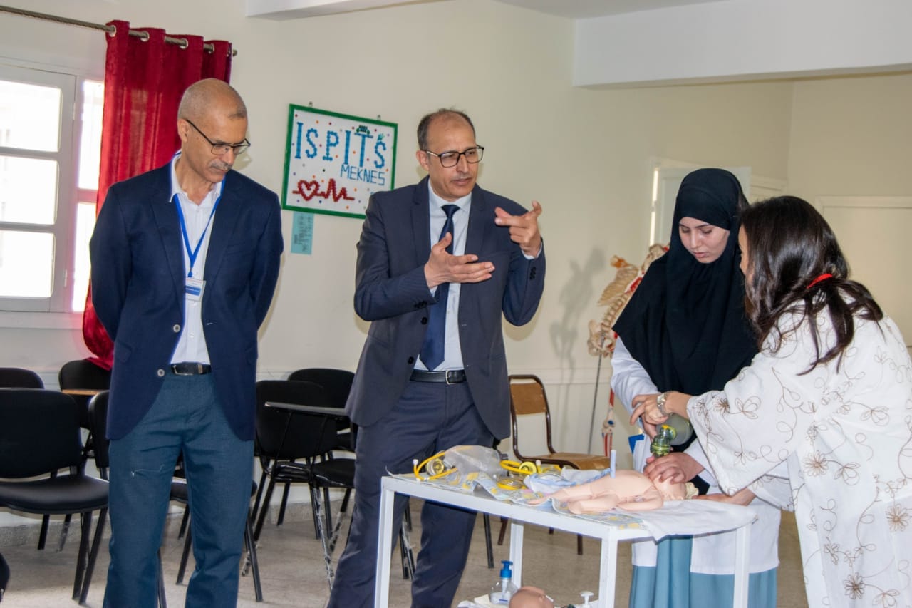 160 من طلبة المعهد العالي للمهن التمريضية وتقنيات الصحة بمكناس، يتنافسون في مسابقة الدورة الثانية للمحاكات 160 من طلبة المعهد العالي للمهن التمريضية وتقنيات الصحة بمكناس، يتنافسون في مسابقة الدورة الثانية للمحاكات