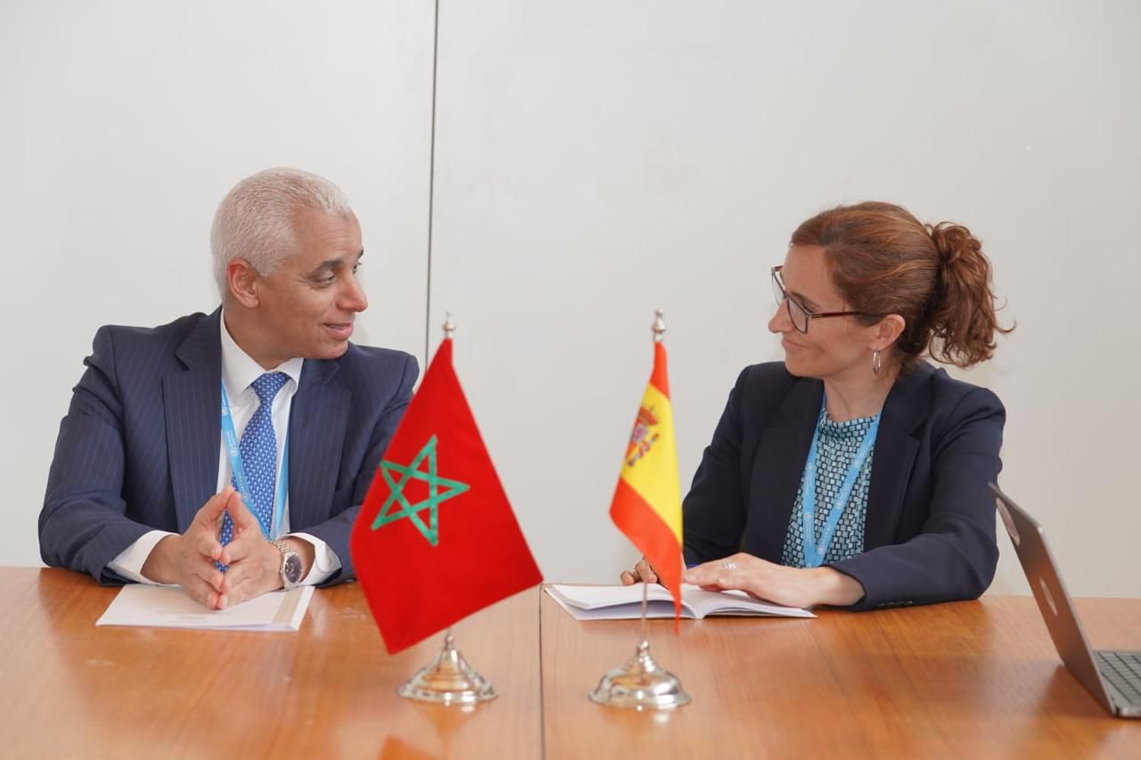 الاستعدادات لمونديال 2030 تجمع آيت الطالب بوزيرة الصحة الإسبانية بجنيف الاستعدادات لمونديال 2030 تجمع آيت الطالب بوزيرة الصحة الإسبانية بجنيف