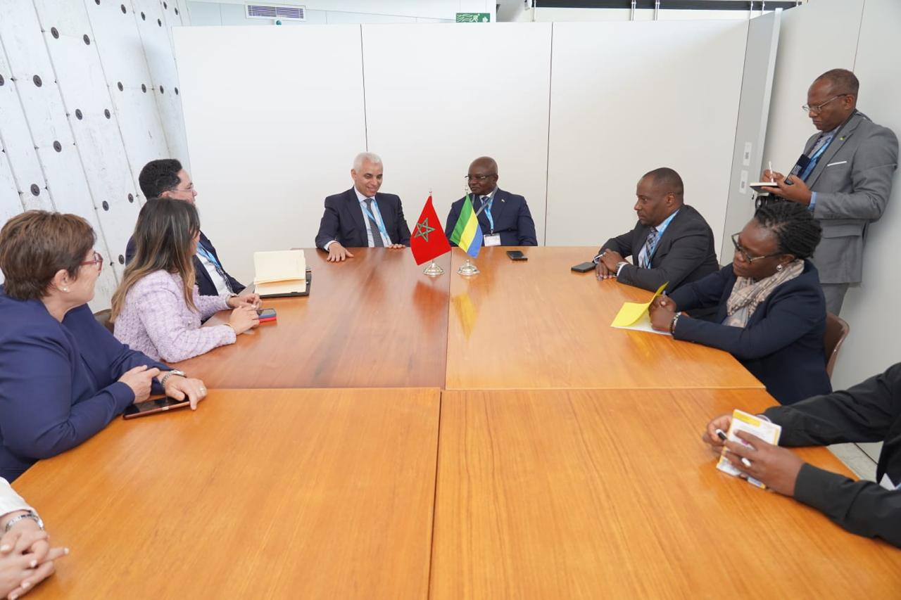 جنيف.. آيت الطالب يجري سلسلة مباحثات مع نظرائه الأجانب هامش أشغال الدورة 76 لمنظمة الصحة العالمية جنيف.. آيت الطالب يجري سلسلة مباحثات مع نظرائه الأجانب هامش أشغال الدورة 76 لمنظمة الصحة العالمية