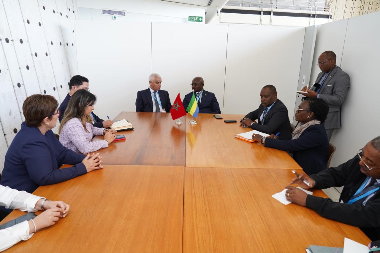 جنيف.. آيت الطالب يجري سلسلة مباحثات مع نظرائه الأجانب هامش أشغال الدورة 76 لمنظمة الصحة العالمية جنيف.. آيت الطالب يجري سلسلة مباحثات مع نظرائه الأجانب هامش أشغال الدورة 76 لمنظمة الصحة العالمية