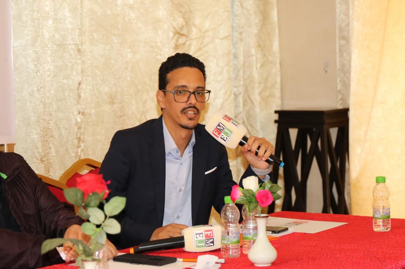 انتخاب سيدي اسباعي مدير نشر جريدة الصحراء ديسك رئيسا لفرع الفيدرالية المغربية لناشري الصحف بجهة العيون الساقية الحمراء بالإجماع انتخاب سيدي اسباعي مدير نشر جريدة الصحراء ديسك رئيسا لفرع الفيدرالية المغربية لناشري الصحف بجهة العيون الساقية الحمراء بالإجماع