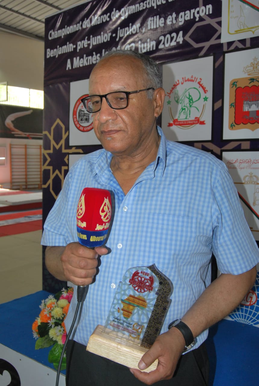 تحت إشراف الجامعة الملكية المغربية للجمباز نظم النادي الرياضي المكناسي للجمباز الفني بطولة المغرب في الجمباز فردي عام . للبراعم ما قبل الشبان و شبان إناث وذكور بمكناس .