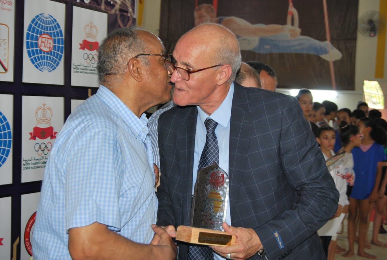 تحت إشراف الجامعة الملكية المغربية للجمباز نظم النادي الرياضي المكناسي للجمباز الفني بطولة المغرب في الجمباز فردي عام . للبراعم ما قبل الشبان و شبان إناث وذكور بمكناس .