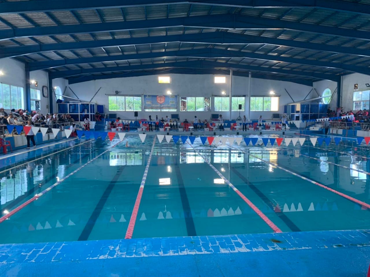 كروم :المسبح المغطى الثاني  إضافة نوعية ،وهمنا اليوم،الاستثمار في العنصر البشري لاستعادة أمجاد السباحة المكناسية