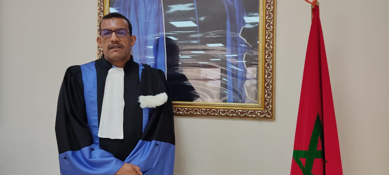 الاستاذ عبد الحي ساسي ينال لقب دكتور في القانون العام والعلوم السياسية بميزة مشرف جدا مع التوصية بالطبع.