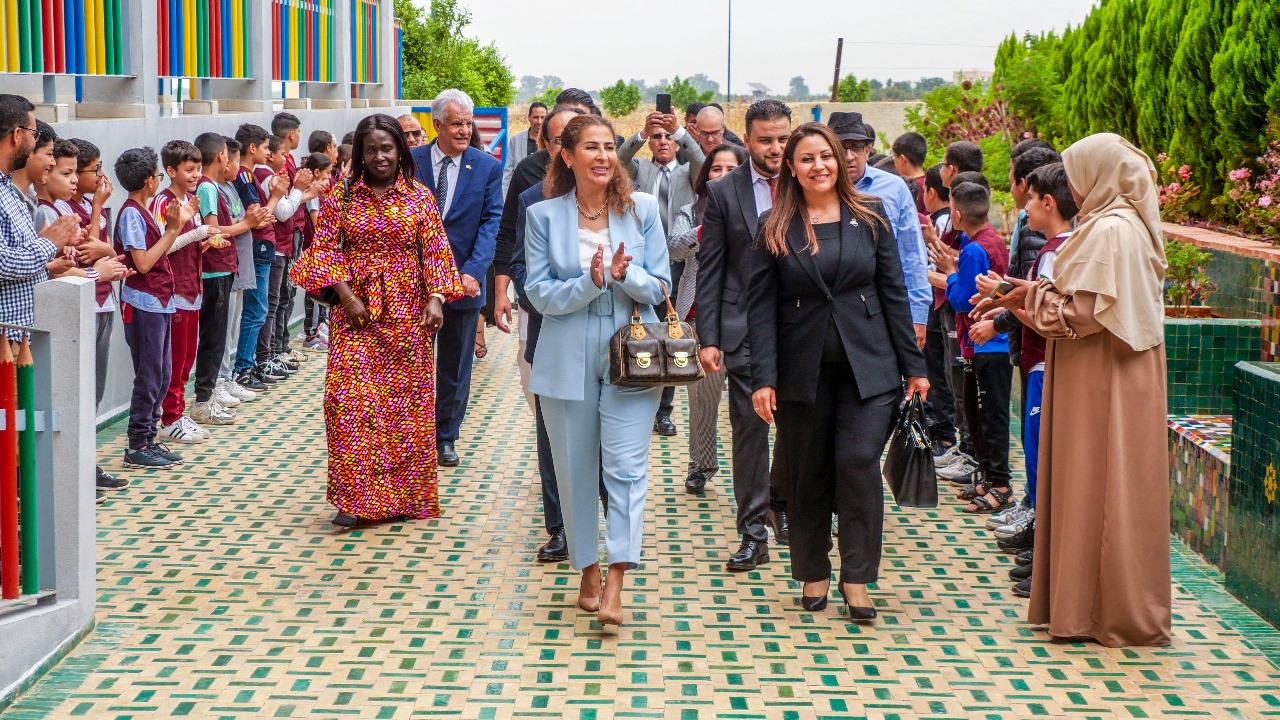 سفيرة الوحدة الترابية وعدد من السفراء يفتتحون ملتقى لافوندسيون الدولي للتربية البيئية والتنمية المستدامة في دورته الثانية سفيرة الوحدة الترابية وعدد من السفراء يفتتحون ملتقى لافوندسيون الدولي للتربية البيئية والتنمية المستدامة في دورته الثانية