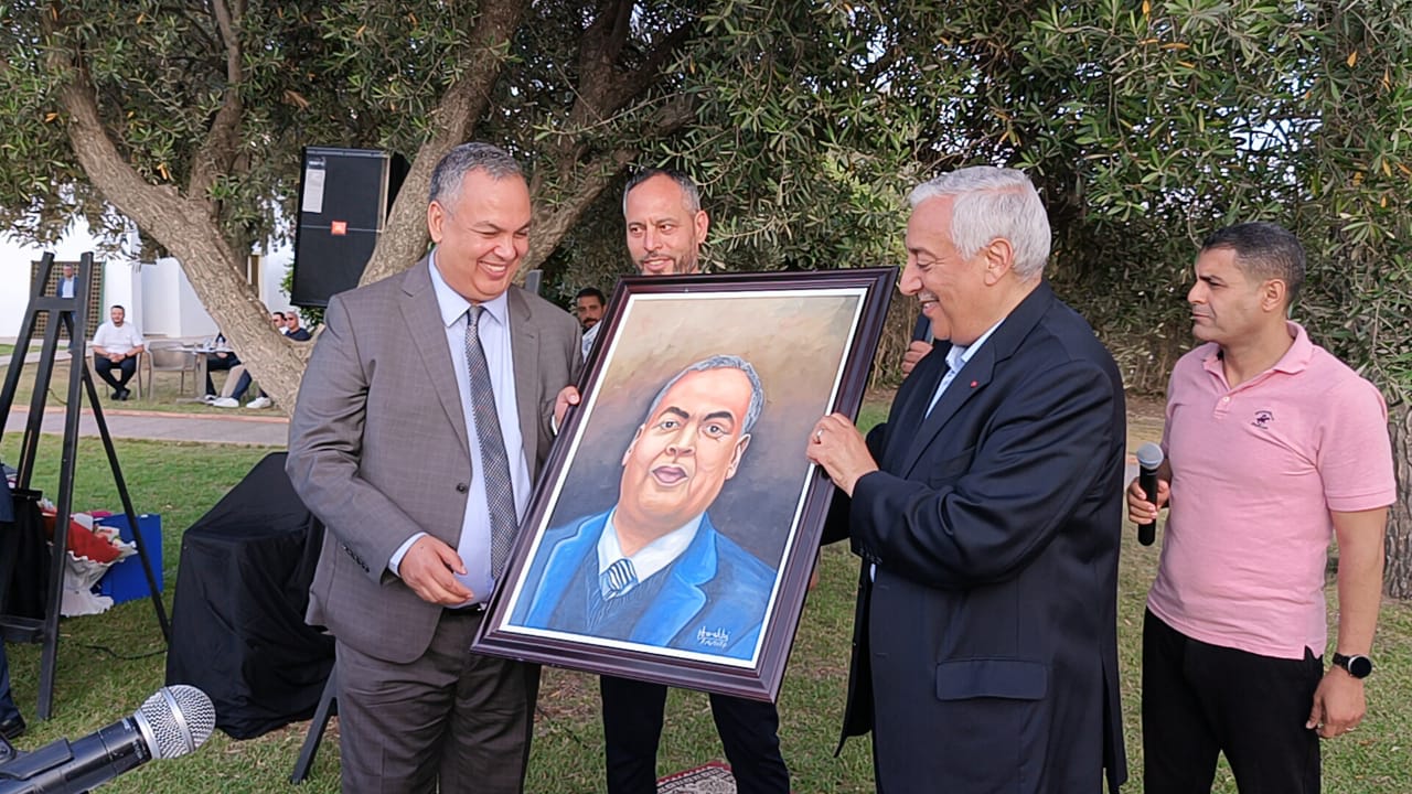 حفل استقبال وتكريم على شرف فريق النادي المكناسي بمناسبة عودته الى القسم الأول الاحترافي حفل استقبال وتكريم على شرف فريق النادي المكناسي بمناسبة عودته الى القسم الأول الاحترافي