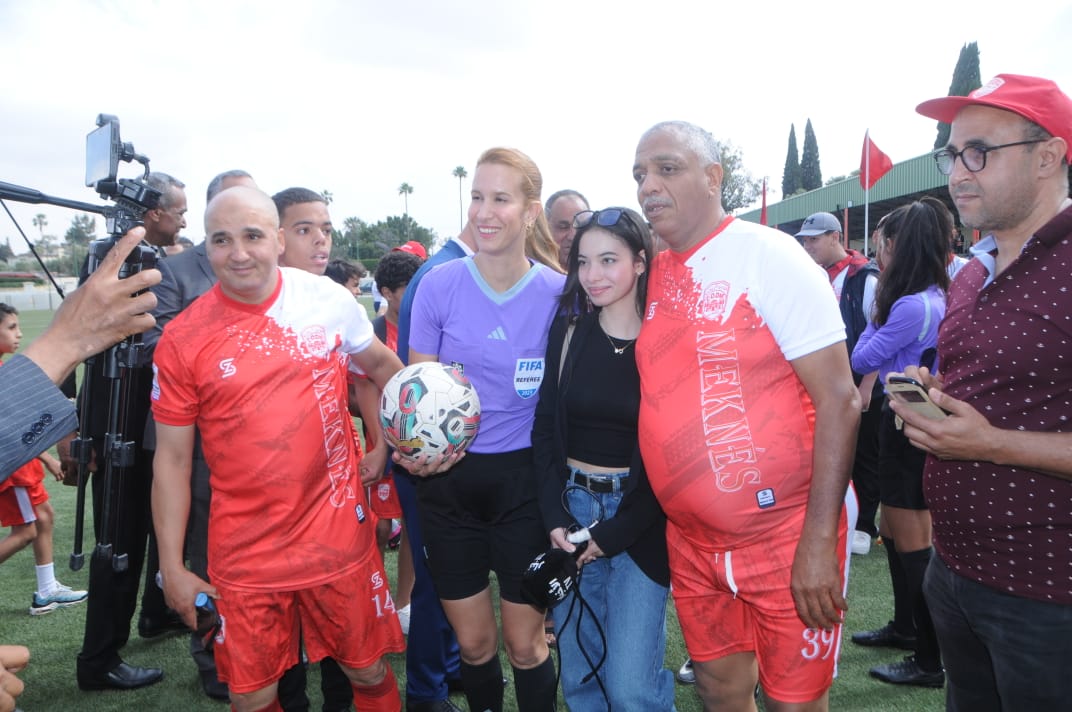 حفل استقبال وتكريم على شرف فريق النادي المكناسي بمناسبة عودته الى القسم الأول الاحترافي حفل استقبال وتكريم على شرف فريق النادي المكناسي بمناسبة عودته الى القسم الأول الاحترافي