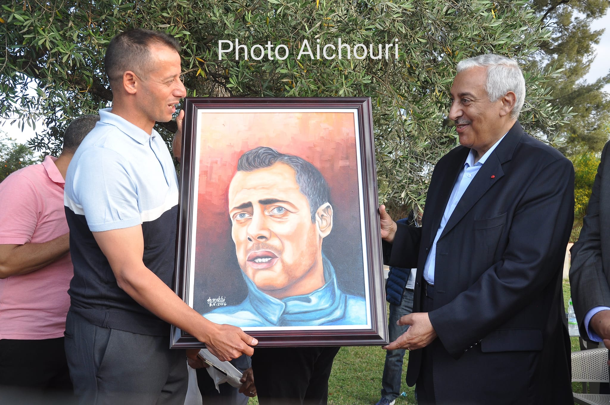 حفل استقبال وتكريم على شرف فريق النادي المكناسي بمناسبة عودته الى القسم الأول الاحترافي حفل استقبال وتكريم على شرف فريق النادي المكناسي بمناسبة عودته الى القسم الأول الاحترافي