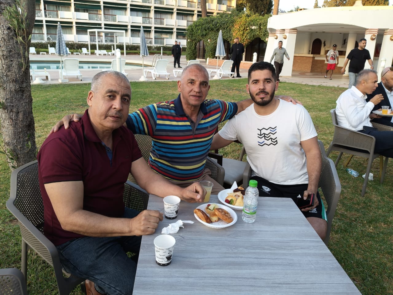 حفل استقبال وتكريم على شرف فريق النادي المكناسي بمناسبة عودته الى القسم الأول الاحترافي حفل استقبال وتكريم على شرف فريق النادي المكناسي بمناسبة عودته الى القسم الأول الاحترافي