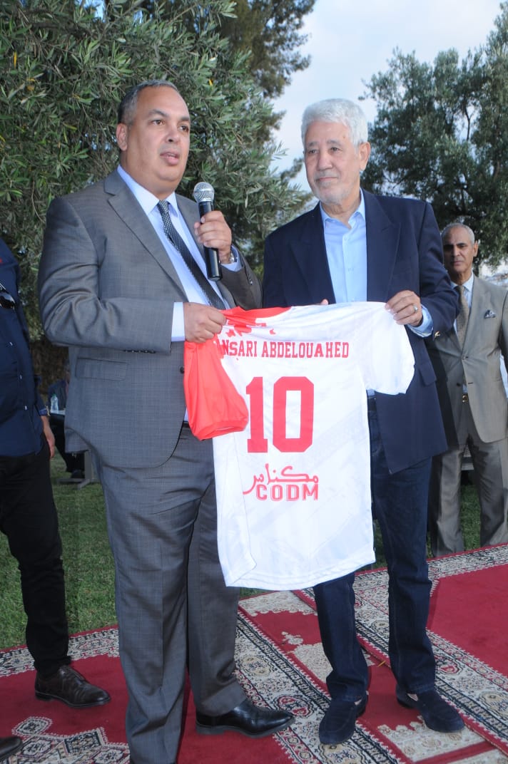 حفل استقبال وتكريم على شرف فريق النادي المكناسي بمناسبة عودته الى القسم الأول الاحترافي حفل استقبال وتكريم على شرف فريق النادي المكناسي بمناسبة عودته الى القسم الأول الاحترافي