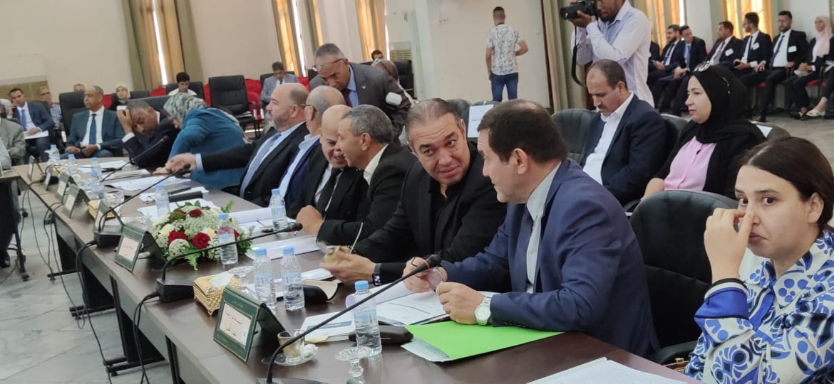 ضمنها إحداث كلية طب الاسنان بمكناس المصادقة على 39 اثفاقية شراكة وعقد برنامج في دورة يوليوز لمجلس جهة فاس مكناس ضمنها إحداث كلية طب الاسنان بمكناس المصادقة على 39 اثفاقية شراكة وعقد برنامج في دورة يوليوز لمجلس جهة فاس مكناس