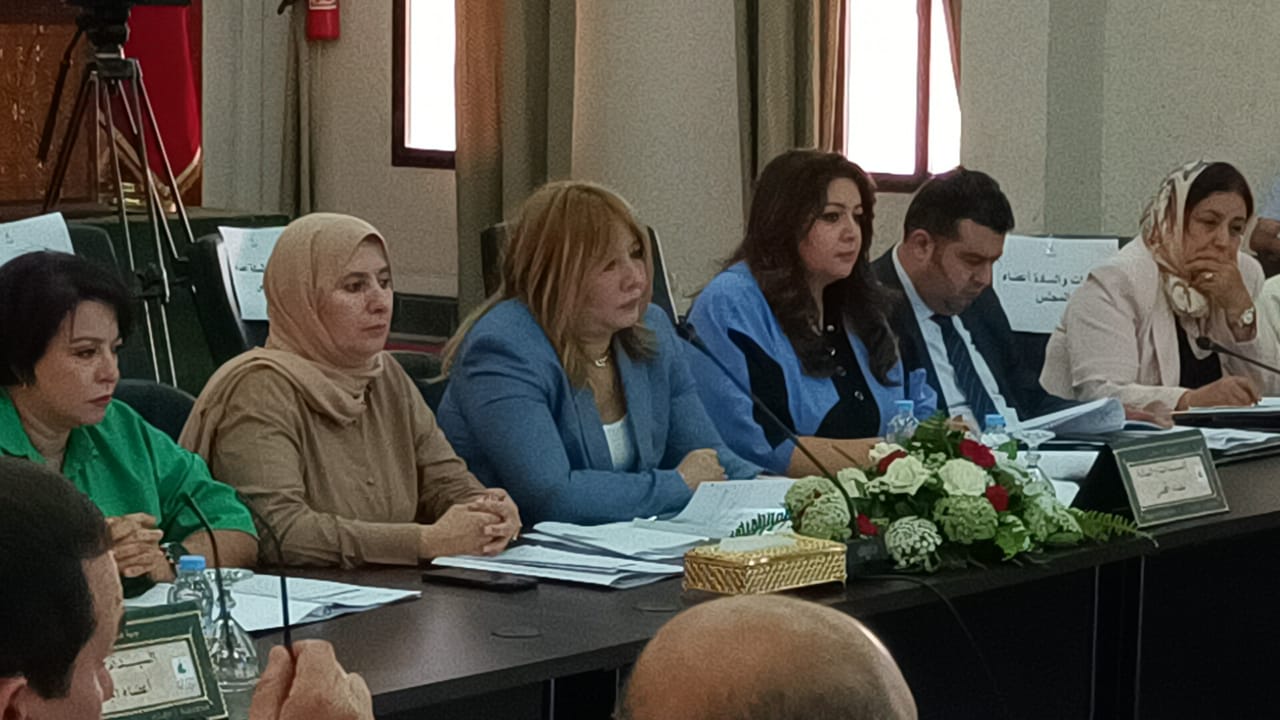 ضمنها إحداث كلية طب الاسنان بمكناس المصادقة على 39 اثفاقية شراكة وعقد برنامج في دورة يوليوز لمجلس جهة فاس مكناس ضمنها إحداث كلية طب الاسنان بمكناس المصادقة على 39 اثفاقية شراكة وعقد برنامج في دورة يوليوز لمجلس جهة فاس مكناس