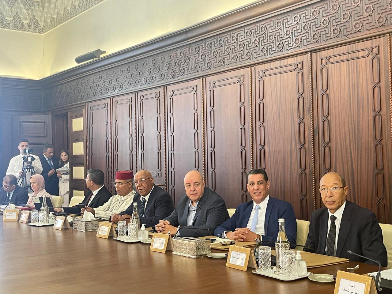 الاستاد عبدالمالك البوطيين رئيس غرفة الصناعة التقليدية بجهة فاس مكناس.. رجل التوافقات والحنكة السياسية الرجل المناسب في المكان المناسب الاستاد عبدالمالك البوطيين رئيس غرفة الصناعة التقليدية بجهة فاس مكناس.. رجل التوافقات والحنكة السياسية الرجل المناسب في المكان المناسب