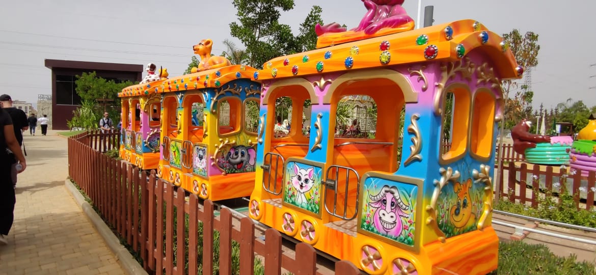 كلف إنجازه ما يفوق 200 مليون درهم ويوفر ازيد من 480 منصب شغل إعطاء الانطلاقة بمكناس كلف إنجازه ما يفوق 200 مليون درهم ويوفر ازيد من 480 منصب شغل إعطاء الانطلاقة بمكناس