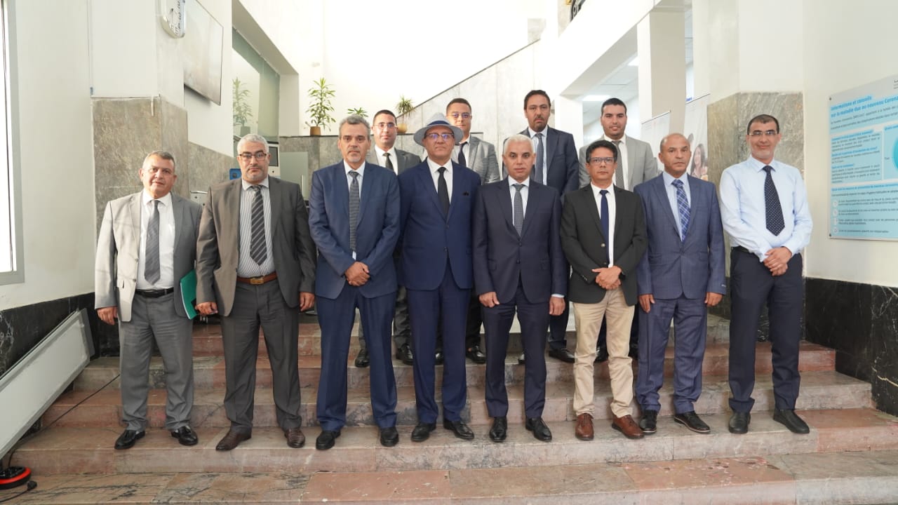 الوزير آيت الطالب يُوقع محضر اتفاق مع النقابات الصحية (التفاصيل) الوزير آيت الطالب يُوقع محضر اتفاق مع النقابات الصحية (التفاصيل)