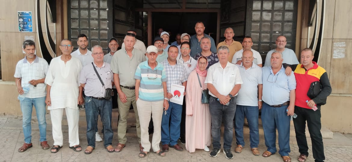 بعد عجزهم للانخراط في البرنامج الإصلاحي  مهنيوا نقل المسافرين بمكناس يدعون لمراجعة مضامين وشروط برنامج تكسير وتجديد حضيرة الحافلات