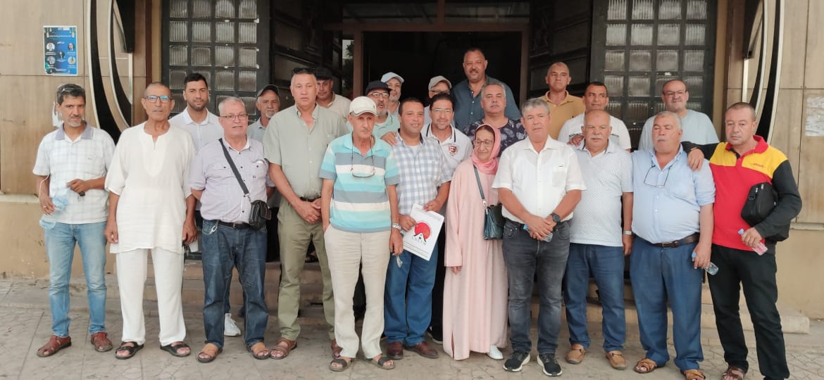 بعد عجزهم للانخراط في البرنامج الإصلاحي  مهنيوا نقل المسافرين بمكناس يدعون لمراجعة مضامين وشروط برنامج تكسير وتجديد حضيرة الحافلات