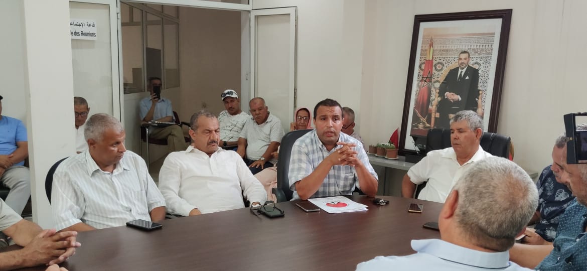 بعد عجزهم للانخراط في البرنامج الإصلاحي  مهنيوا نقل المسافرين بمكناس يدعون لمراجعة مضامين وشروط برنامج تكسير وتجديد حضيرة الحافلات