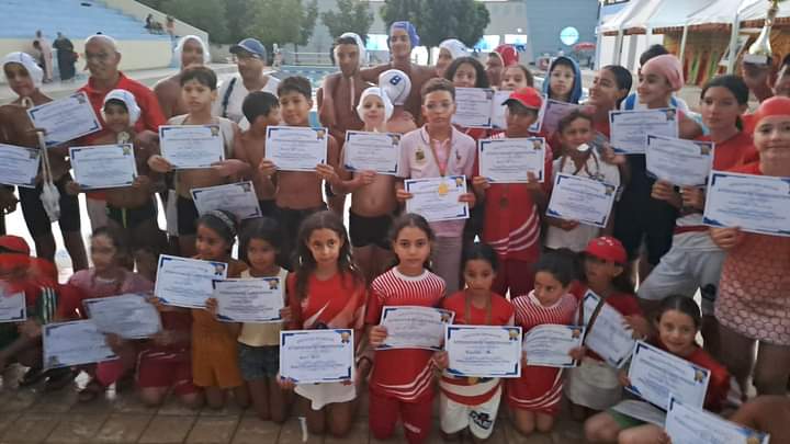 النادي المكناسي للسباحة يحتفل بذكرى 25 لعيد العرش المجيد ويوزع منحا تحفيزية بالمناسبة على أبطاله النادي المكناسي للسباحة يحتفل بذكرى 25 لعيد العرش المجيد ويوزع منحا تحفيزية بالمناسبة على أبطاله