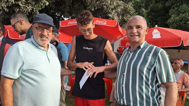 النادي المكناسي للسباحة يحتفل بذكرى 25 لعيد العرش المجيد ويوزع منحا تحفيزية بالمناسبة على أبطاله النادي المكناسي للسباحة يحتفل بذكرى 25 لعيد العرش المجيد ويوزع منحا تحفيزية بالمناسبة على أبطاله