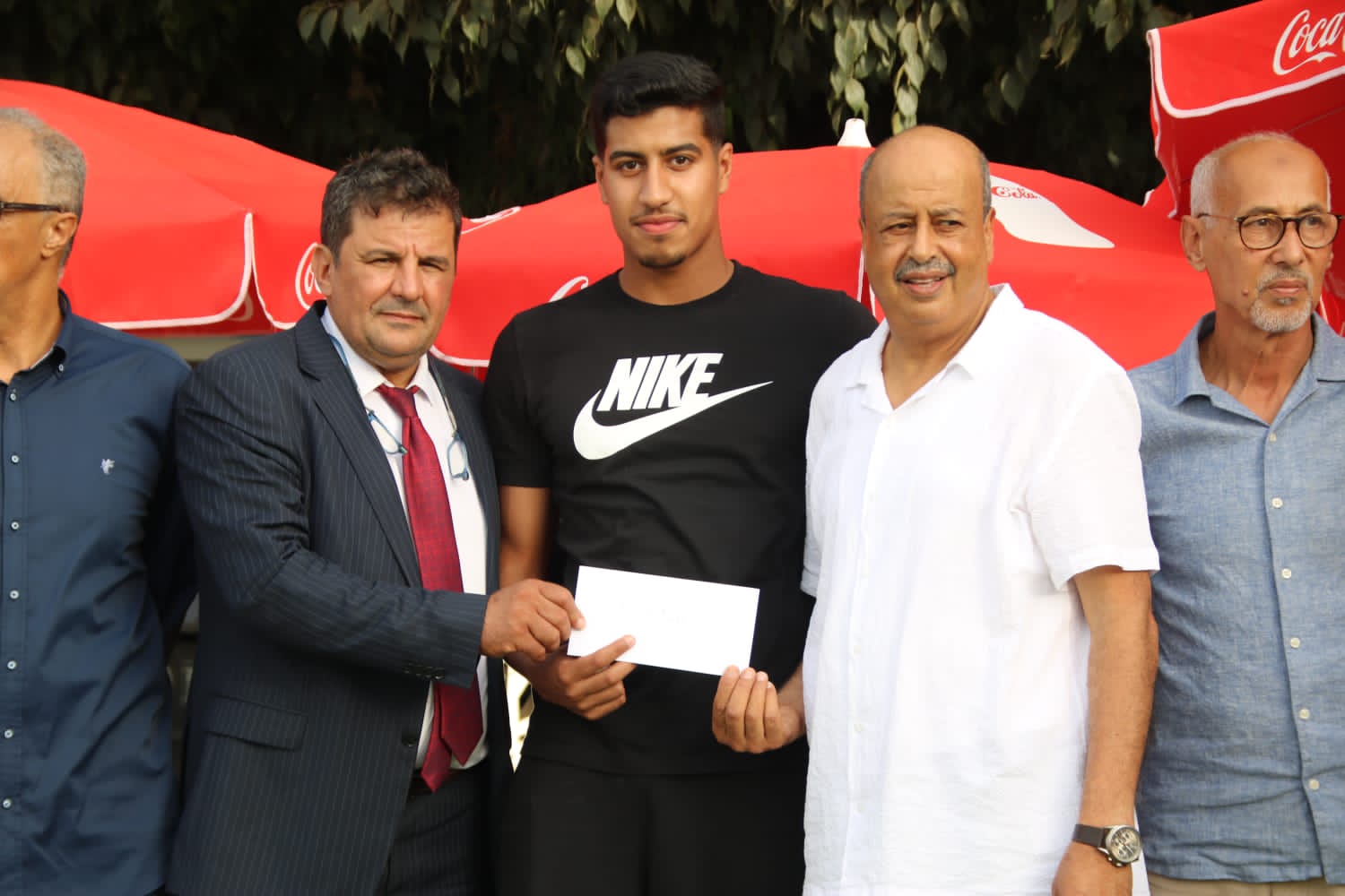 النادي المكناسي للسباحة يحتفل بذكرى 25 لعيد العرش المجيد ويوزع منحا تحفيزية بالمناسبة على أبطاله النادي المكناسي للسباحة يحتفل بذكرى 25 لعيد العرش المجيد ويوزع منحا تحفيزية بالمناسبة على أبطاله