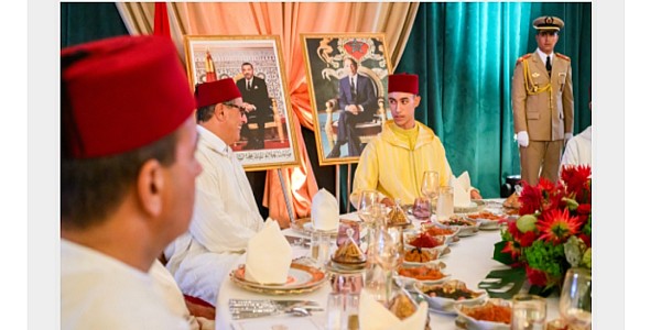 صاحب السمو الملكي ولي العهد الأمير مولاي الحسن يترأس بتطوان مأدبة غداء أقامها رئيس الحكومة بمناسبة عيد العرش المجيد