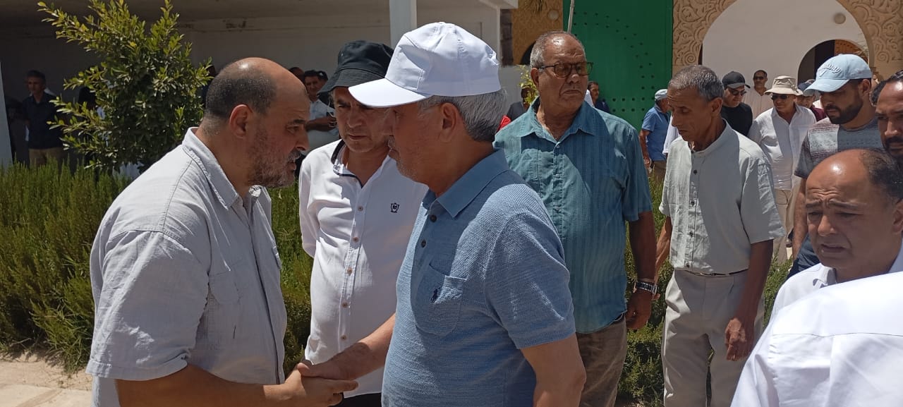 بحضور رئيسي مجلسي النواب والمستشارين   العاصمة الإسماعيلية تودع الحاج محمد القندوسي  الى متواه الأخير