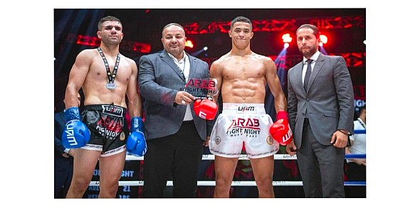 المغربي محمد ياسين محسون يفوز بمباراته خلال ليلة القتال للمواي طاي بمدينة أبوظبي