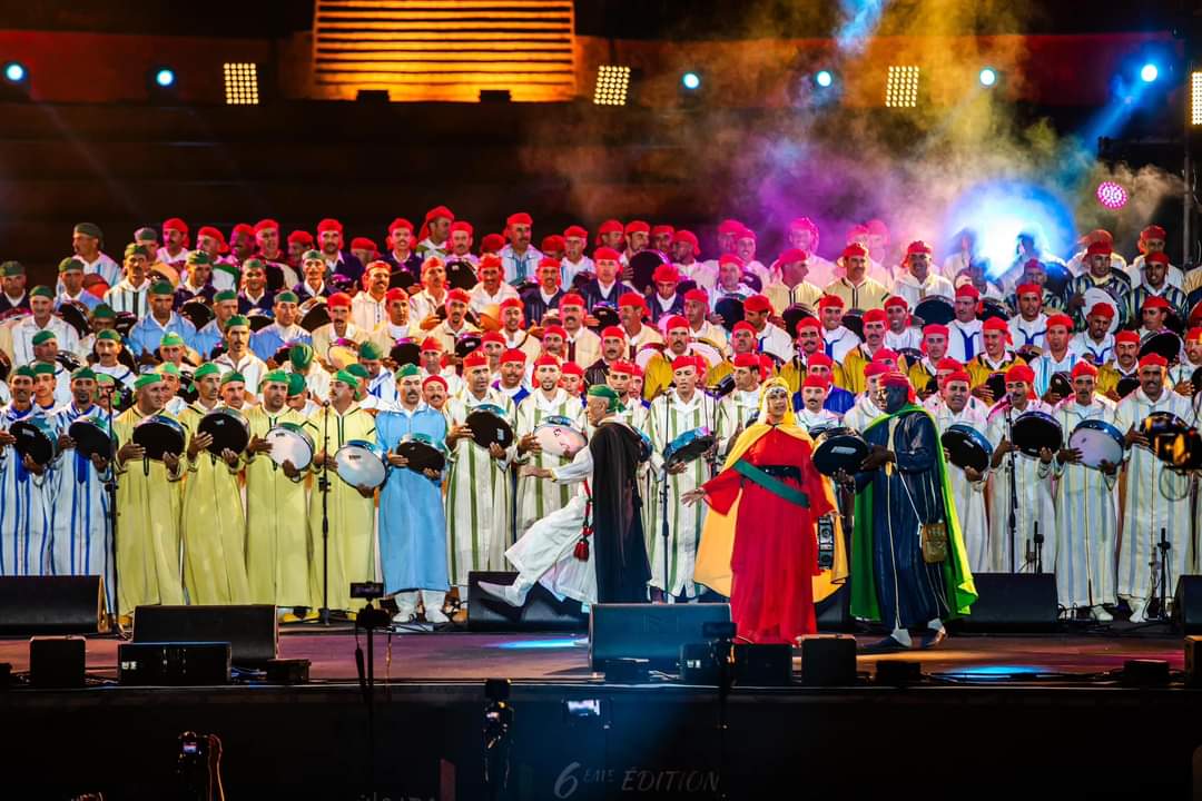 النسخة السادسة من مهرجان إفران الدولي: تكرم البطل الأولمبي سفيان البقالي النسخة السادسة من مهرجان إفران الدولي: تكرم البطل الأولمبي سفيان البقالي