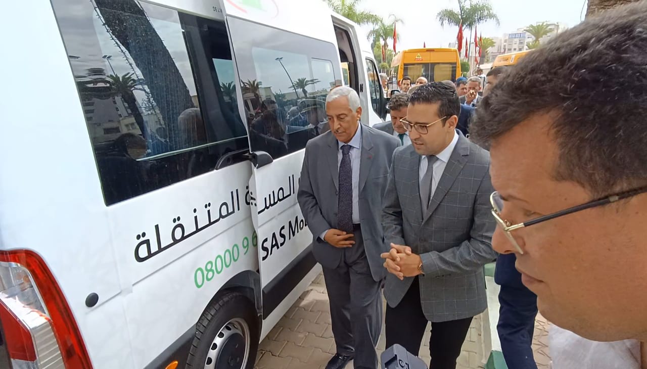 استفادة 15 جماعة من حافلات النقل المدرسي وتدشين مركزين لتفتح الشباب بعمالة مكناس