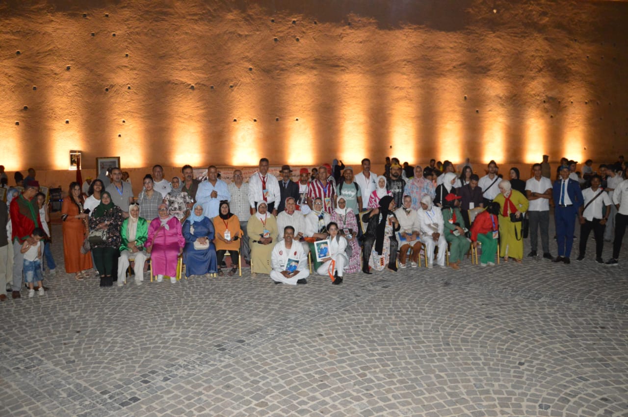 فيدرالية التضامن الجمعوي والتنموي بمكناس و جمعيات المجتمع المدني تحتفي بذكرى ثورة الملك والشعب و عيد الشباب المجيد.