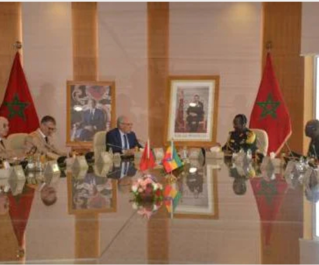 الوزير المنتدب المكلف بإدارة الدفاع الوطني والفريق أول المفتش العام للقوات المسلحة الملكية يستقبلان رئيس الأركان العامة لقوات الدفاع الوطني الإثيوبية