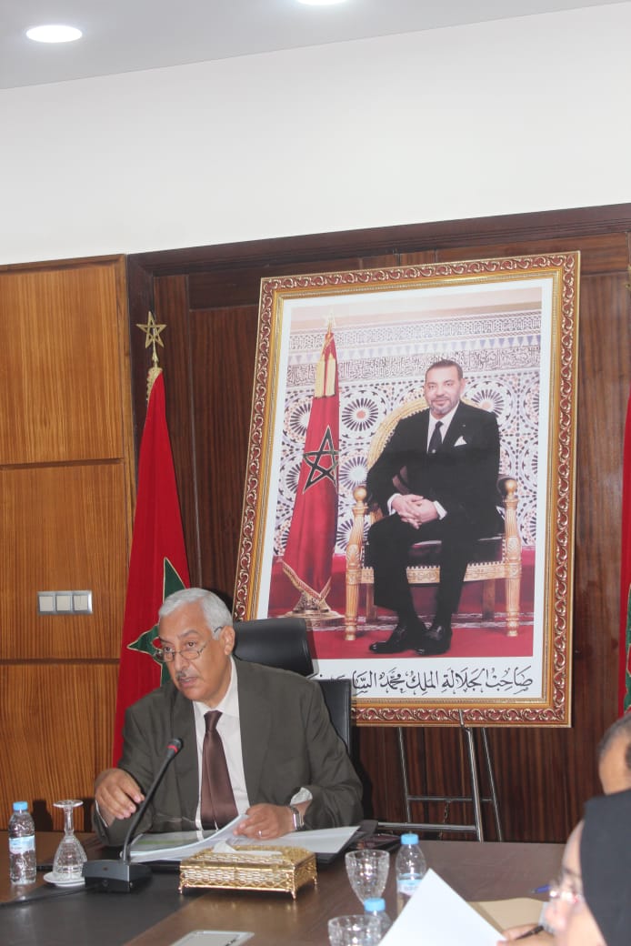 عامل عمالة مكناس يتراس اجتماع اللجنة الإقليمية للتنمية البشرية لعمالة مكناس