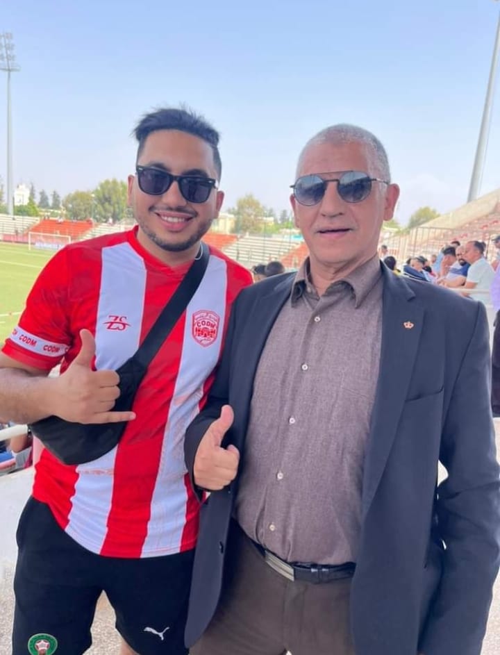 ما أشرقت في الكون حضارة إلا وكانت من ضياء المعلم