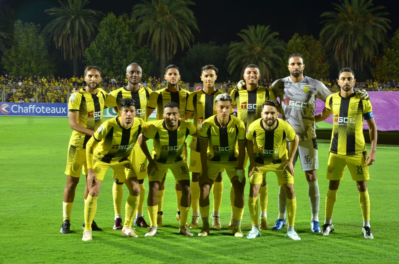 المغرب الفاسي يطيح بالوداد المغربح الفاسي يطيح بالوداد