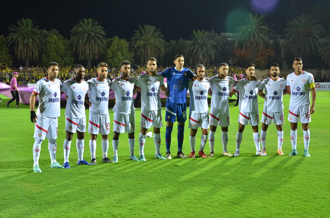 المغرب الفاسي يطيح بالوداد المغربح الفاسي يطيح بالوداد