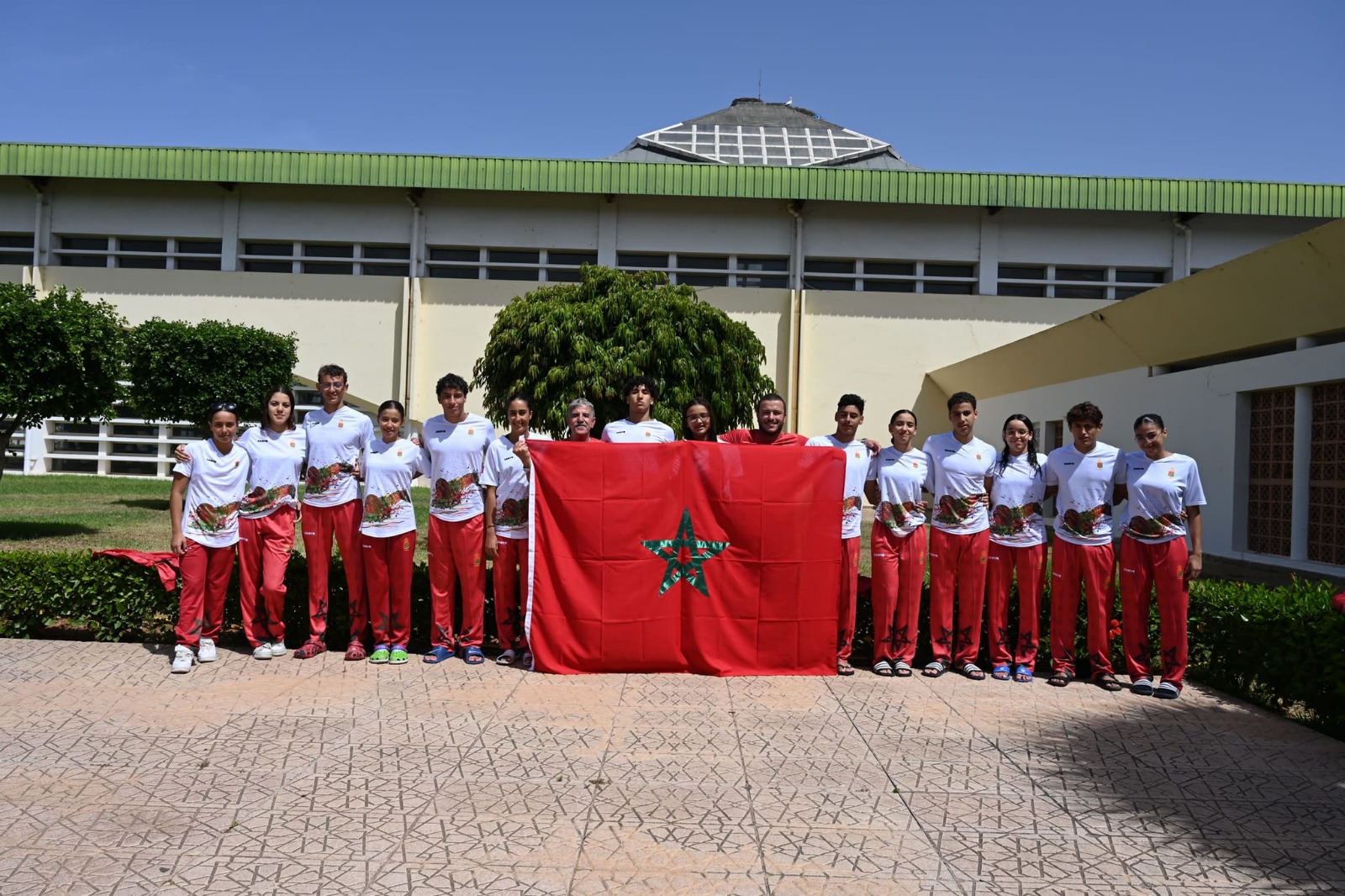 رئيس النادي المكناسي للسباحة يشيد بالمشاركة المشرفة لممثلي الكوديم بالبطولة العربية بمصر رئيس النادي المكناسي للسباحة يشيد بالمشاركة المشرفة لممثلي الكوديم بالبطولة العربية بمصر