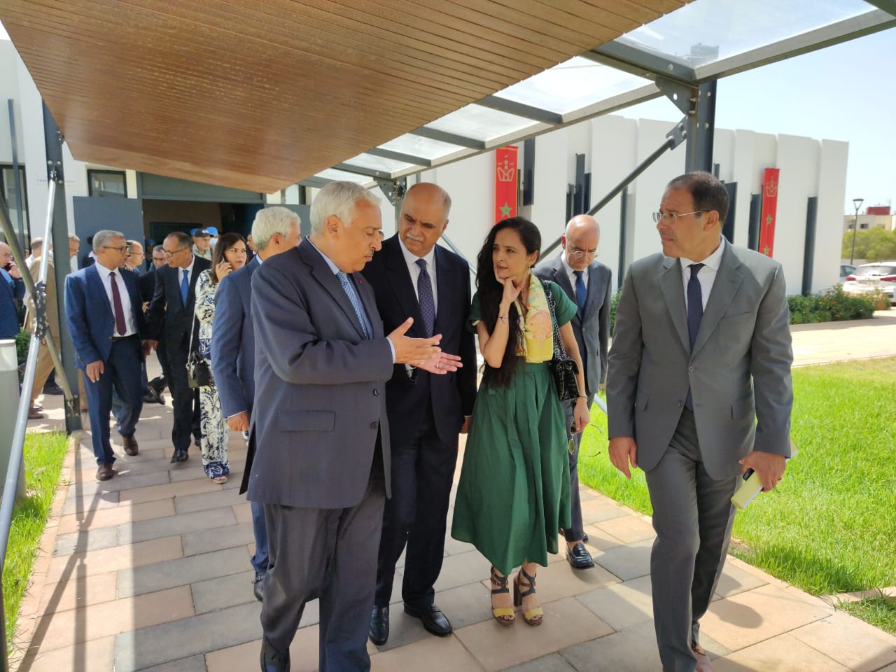 وزير الإدماج الاقتصادي والمقاولة الصغرى والتشغيل والكفاءات، يعطي الانطلاقة الرسمية للسنة التكوينية،  ويدشن  معهدا  للتكوين في المهن التمريضية وتقنيات الصحة  بمكناس