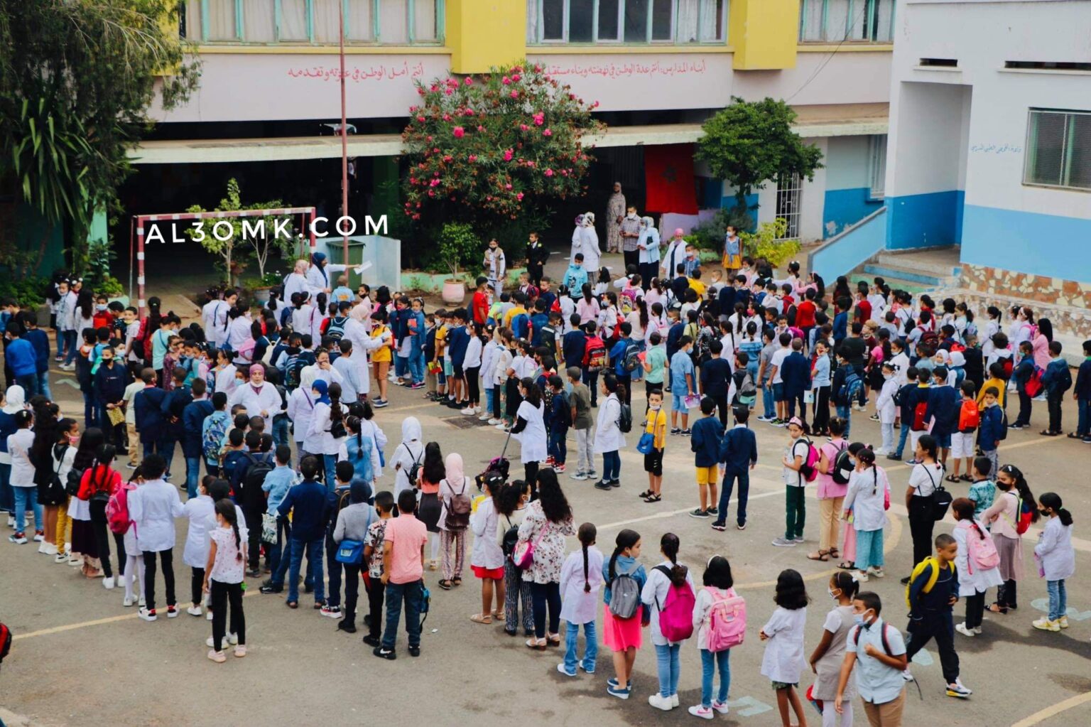 أزيد من 8 مليون تلميذ مغربي يلتحقون بالمدارس.. 86% منهم بالتعليم العمومي