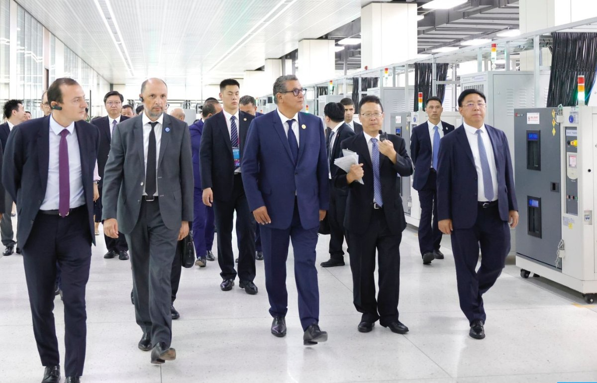 الصين .. السيد أخنوش يزور مصنع “غوشن هاي تيك” بمدينة خ في ويطلع على تقدم أشغال الوحدة الصناعية الضخمة للقنيطرة